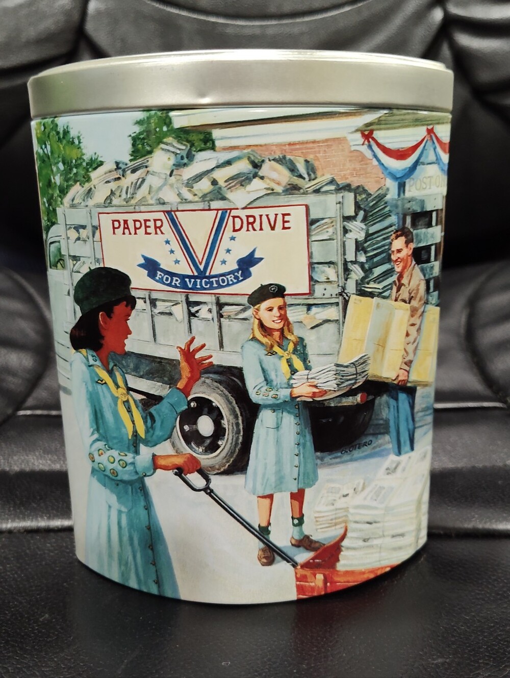 1940's Girl Scout Promise, 1st Tin in Series, 2004 Ashdon Farms, Canister Decor